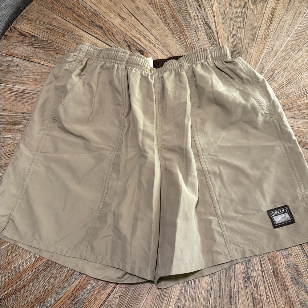 Men’s Speedo Large khaki swimming trunks drawstring 3 pocket shorts